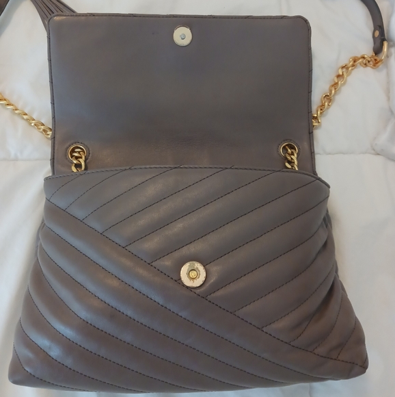 Kira should bag - Picture 3 of 8